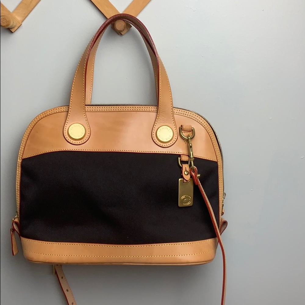 Dooney & Bourke Handbag with crossbody strap - Picture 14 of 15